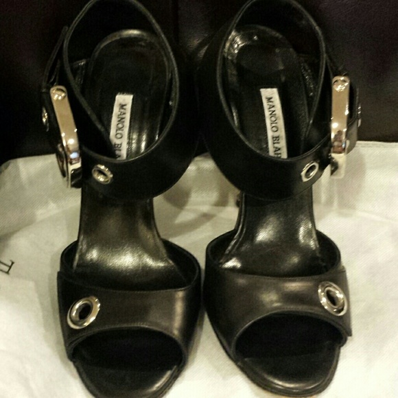 Manolo Buckle Sandal ***Runs Small*** - Picture 7 of 7